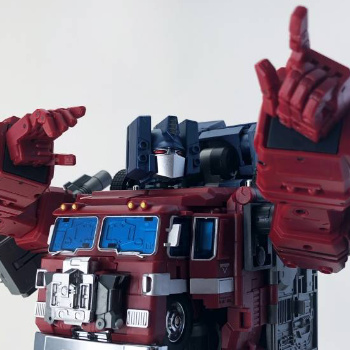 MBA-01 Optional Head & Articulated Hands